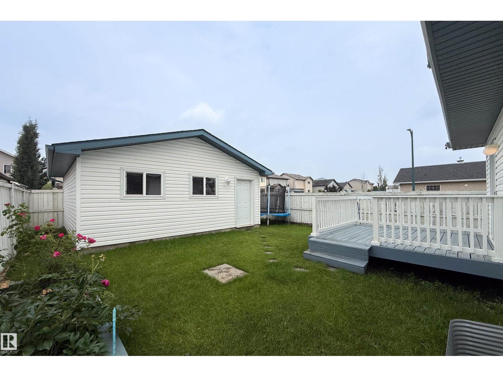 16416 57 ST NW - 41