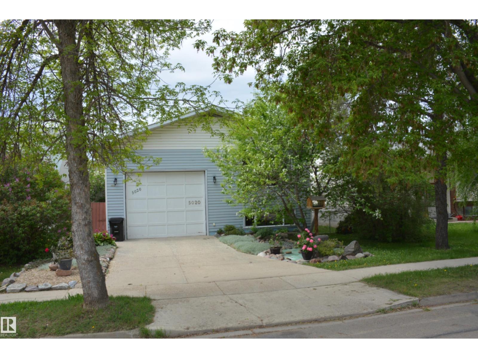 5020 47 ST - 1