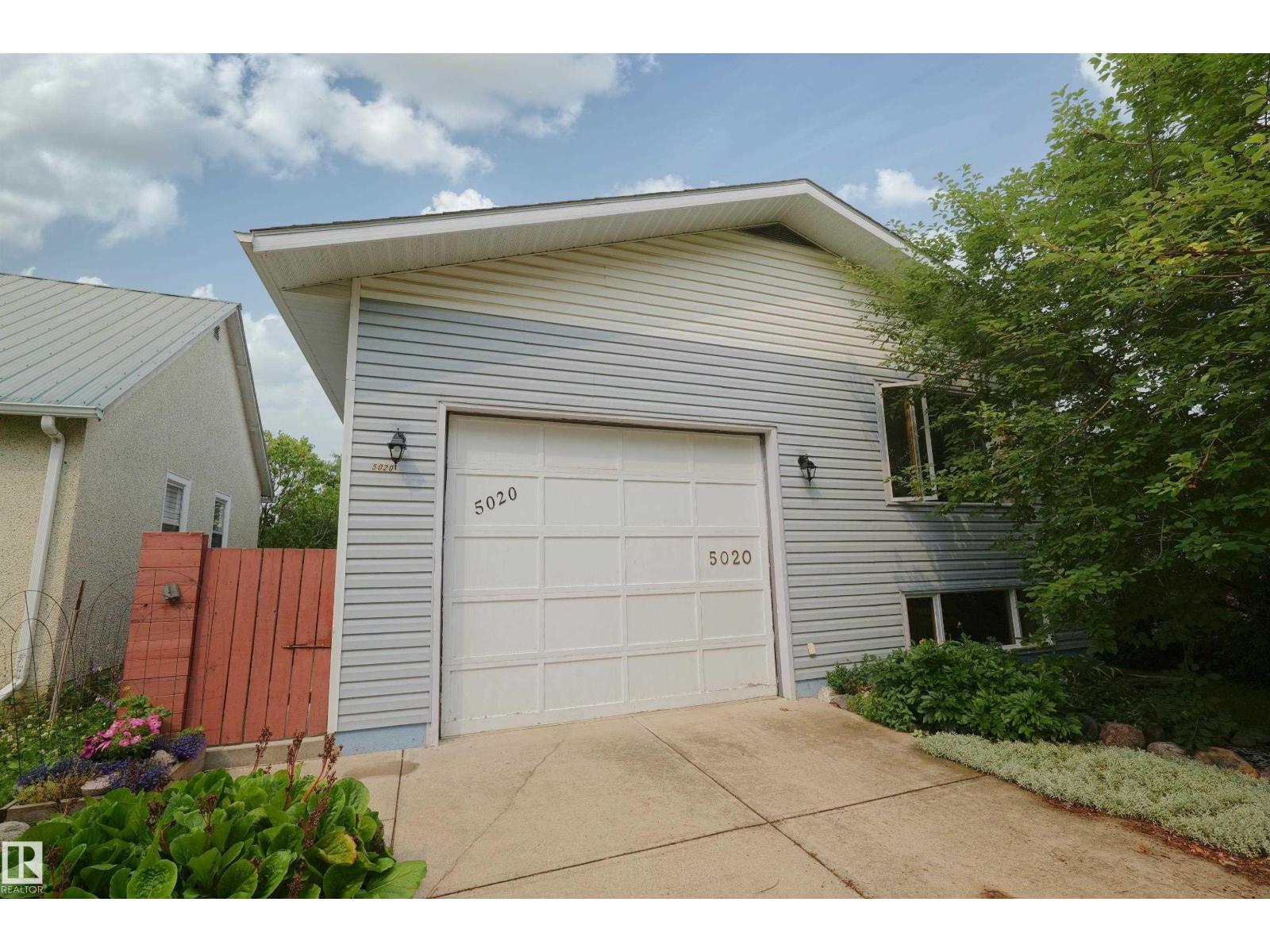 5020 47 ST - 4