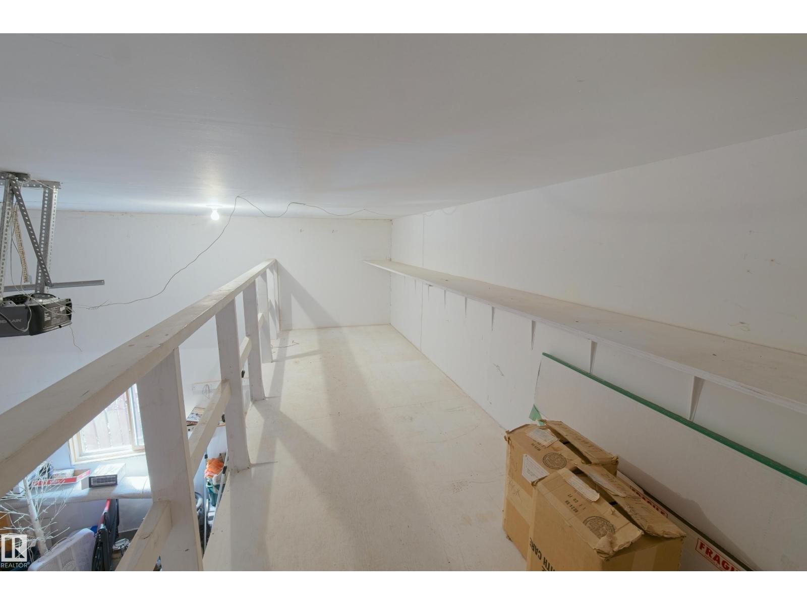 5020 47 ST - 43