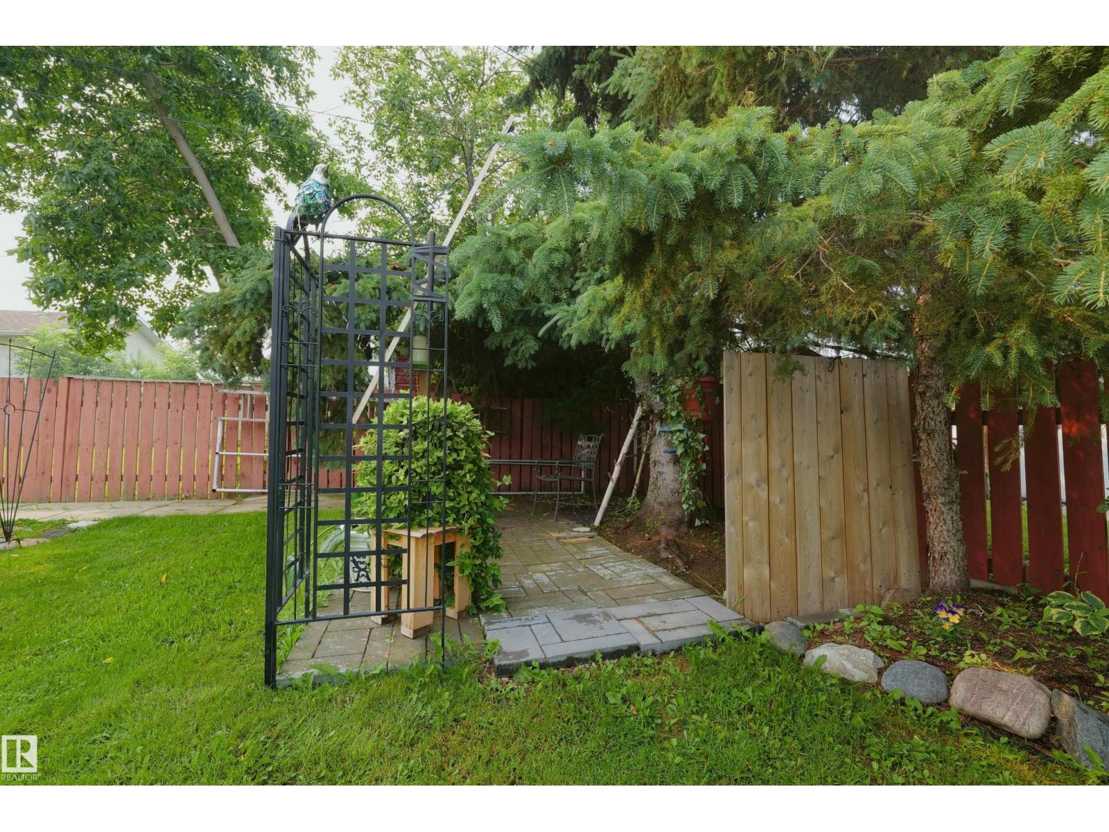 5020 47 ST - 47