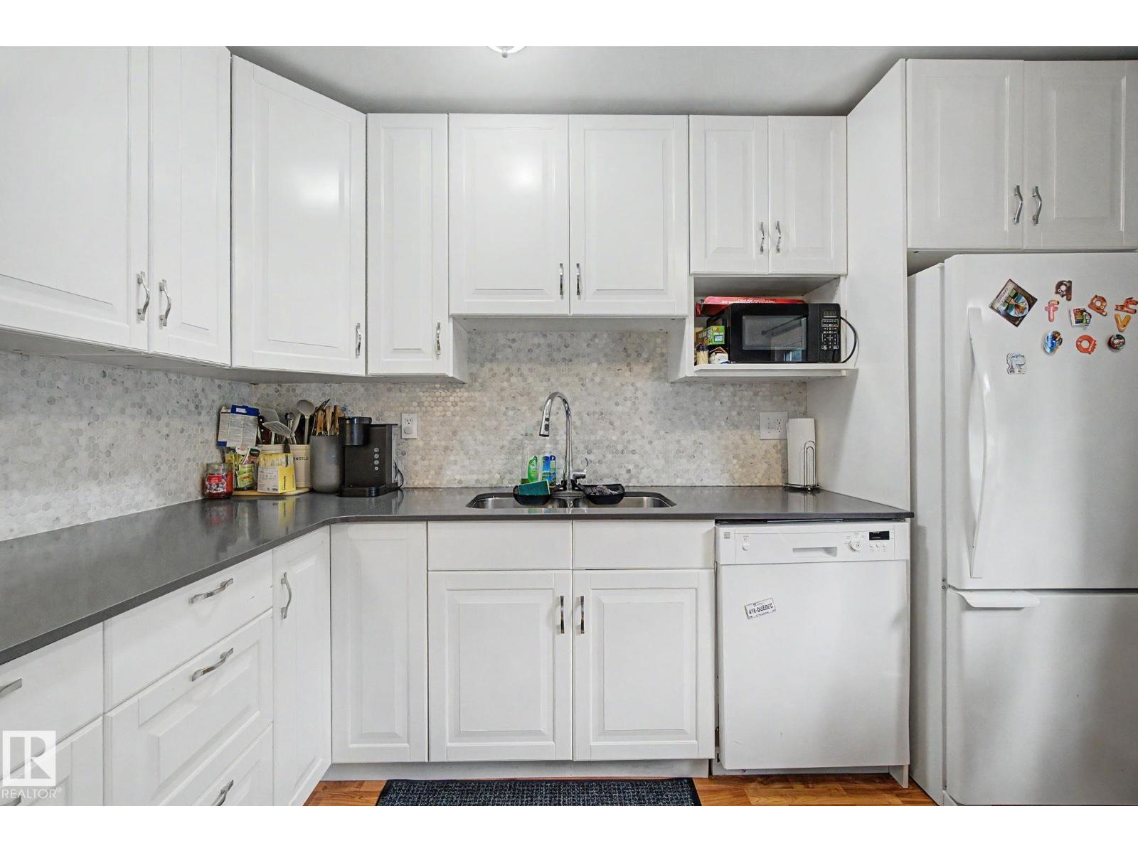 18407 95A AV NW - 17