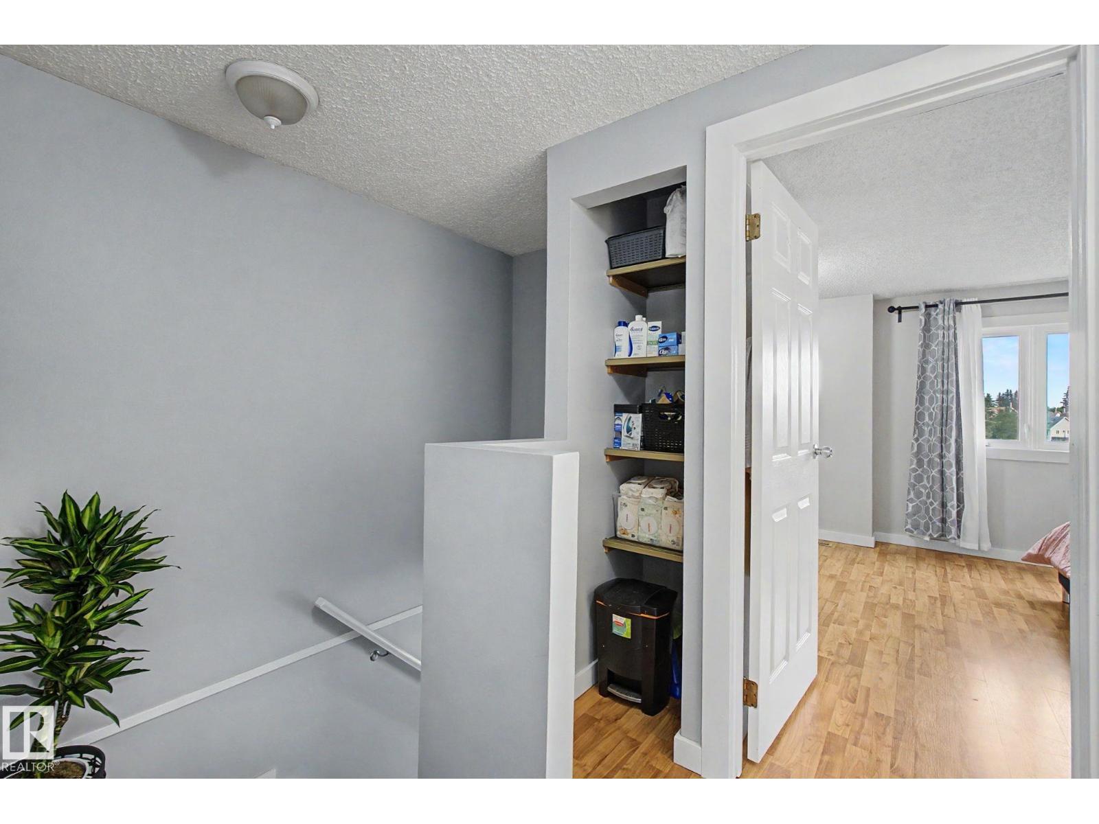18407 95A AV NW - 25