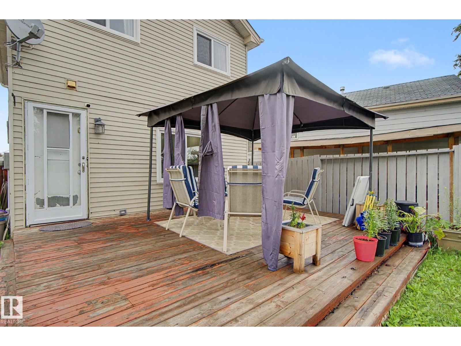 18407 95A AV NW - 41