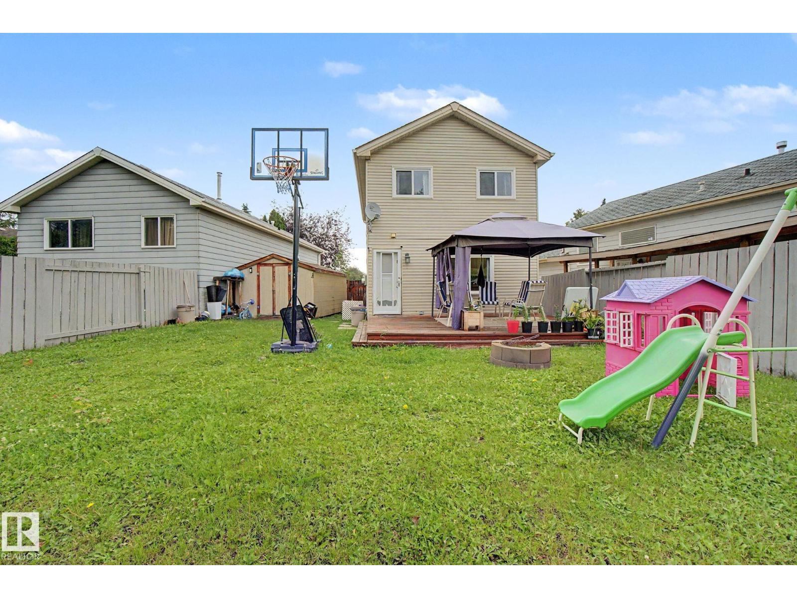 18407 95A AV NW - 45