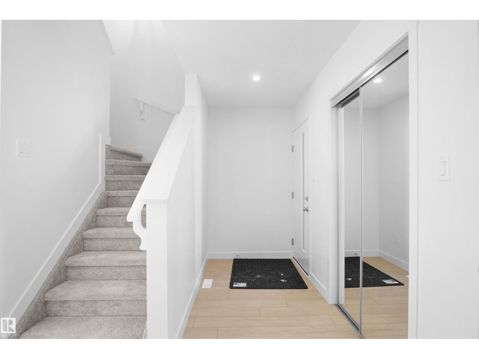 8893 Carson WY SW - 3
