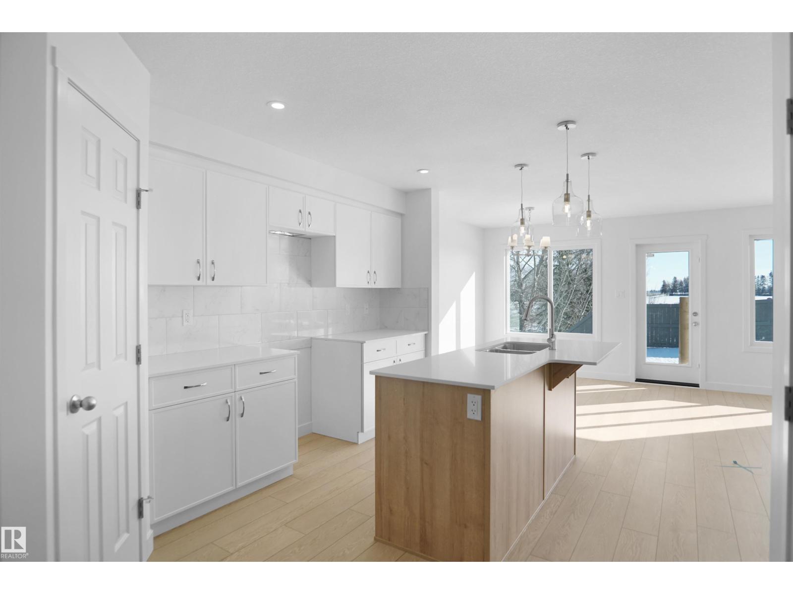 8893 Carson WY SW - 9