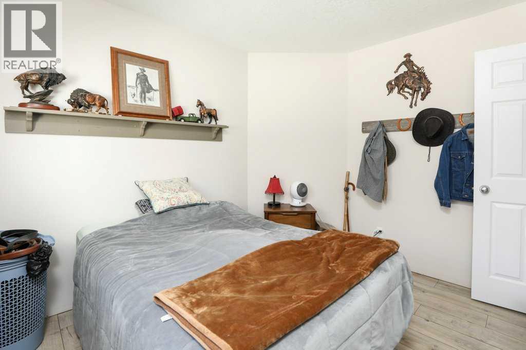 644 Aberdeen Crescent W - 15