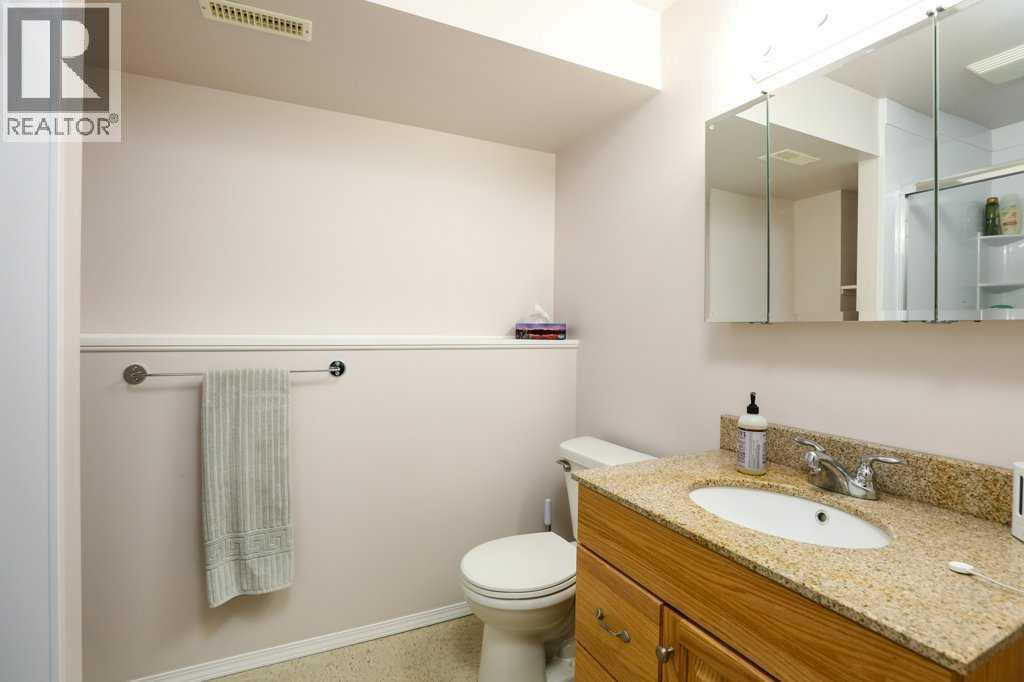 644 Aberdeen Crescent W - 18