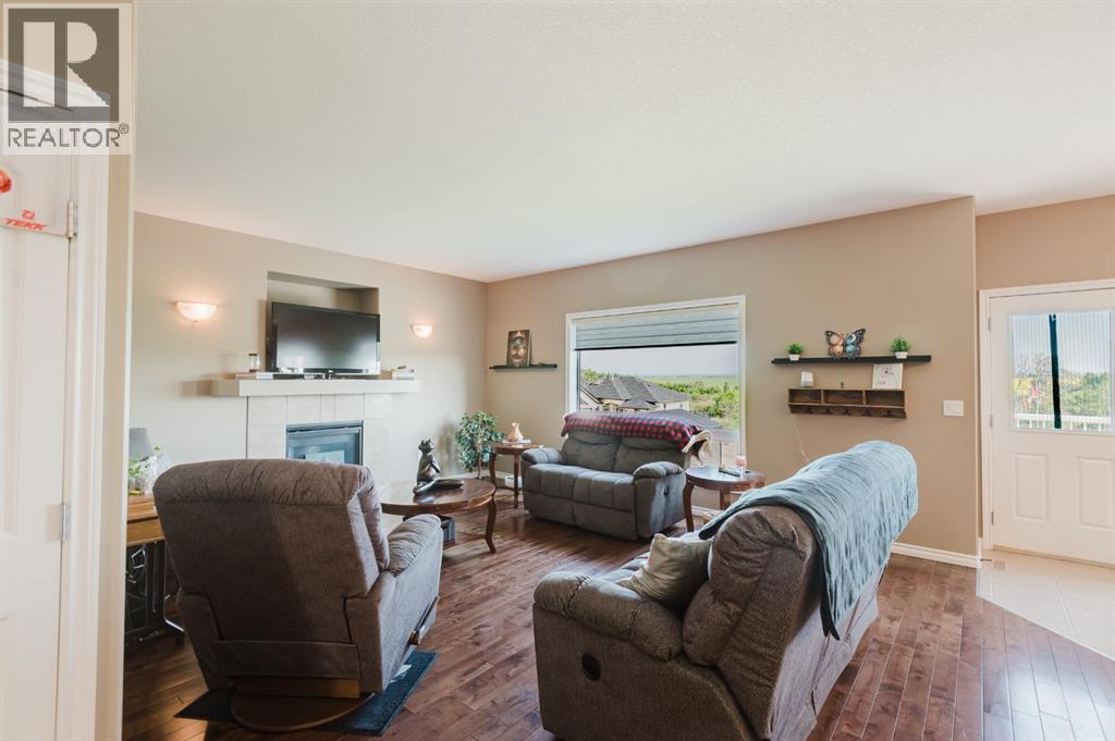 10411 103 Avenue - Image 11