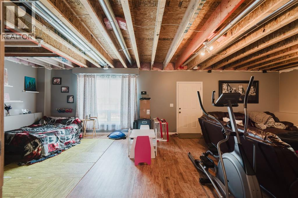 10411 103 Avenue - Image 24