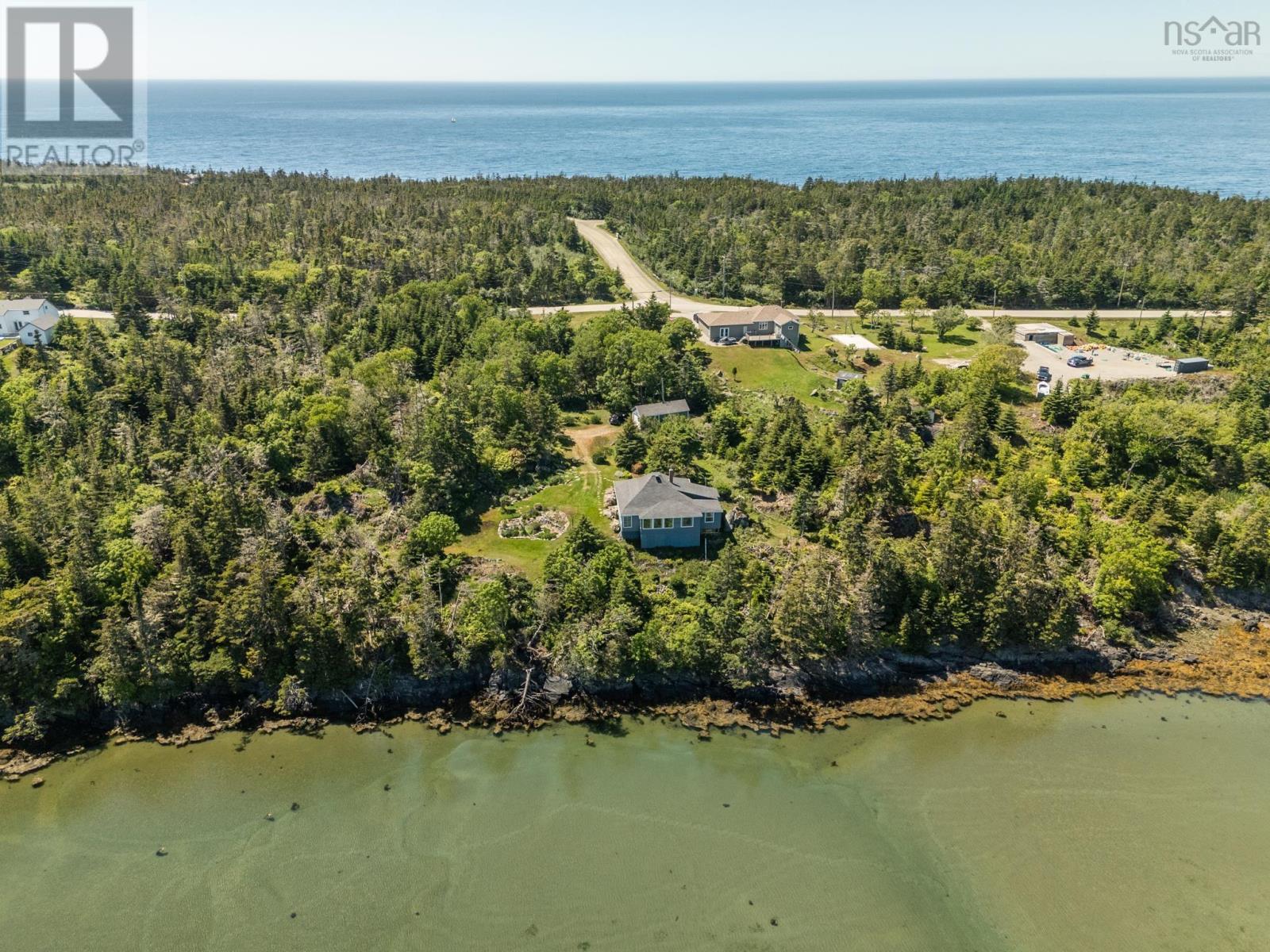 1393 Highway 304 - 14
