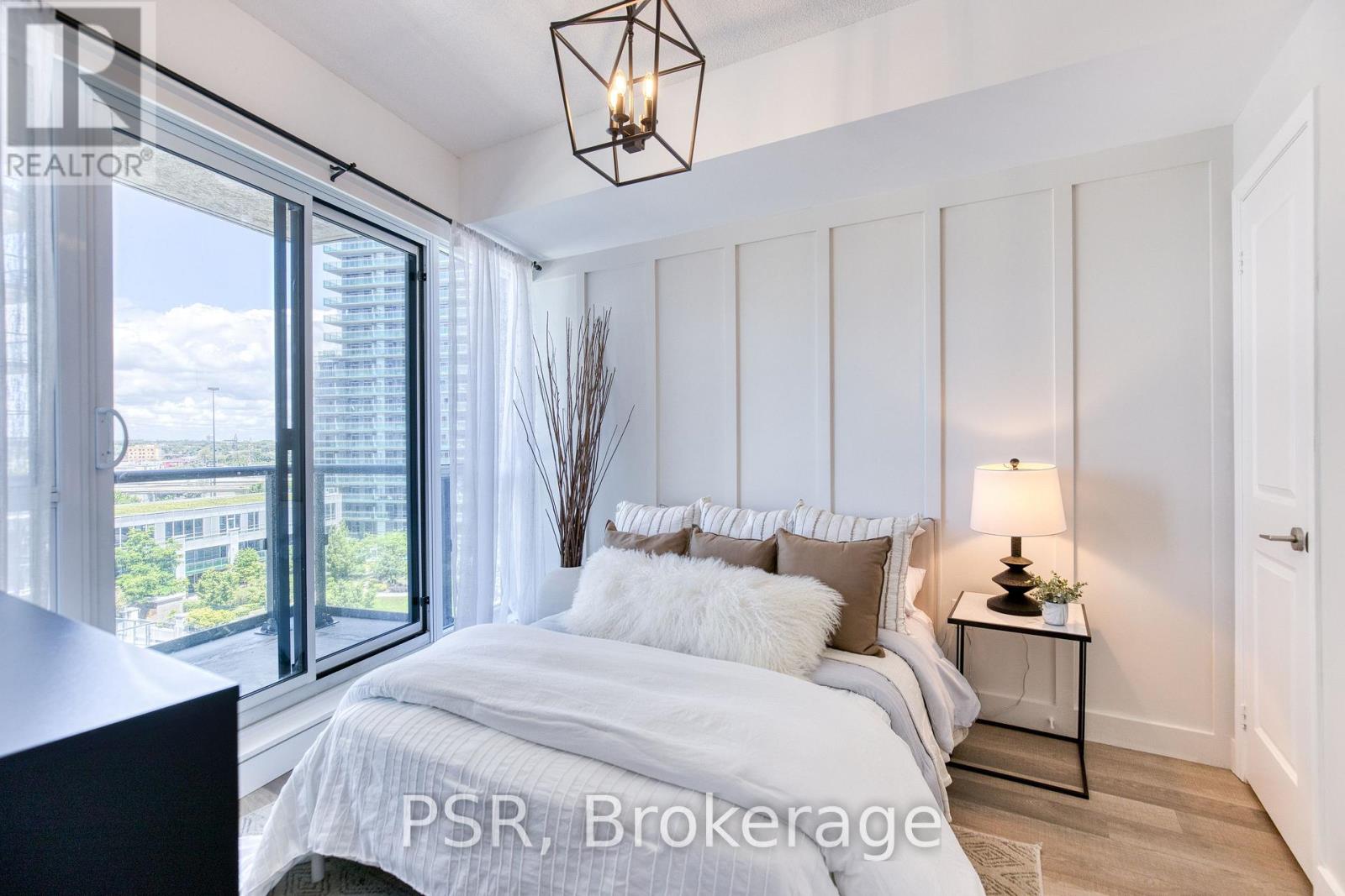 #905 39 ANNIE CRAIG AVENUE - 10