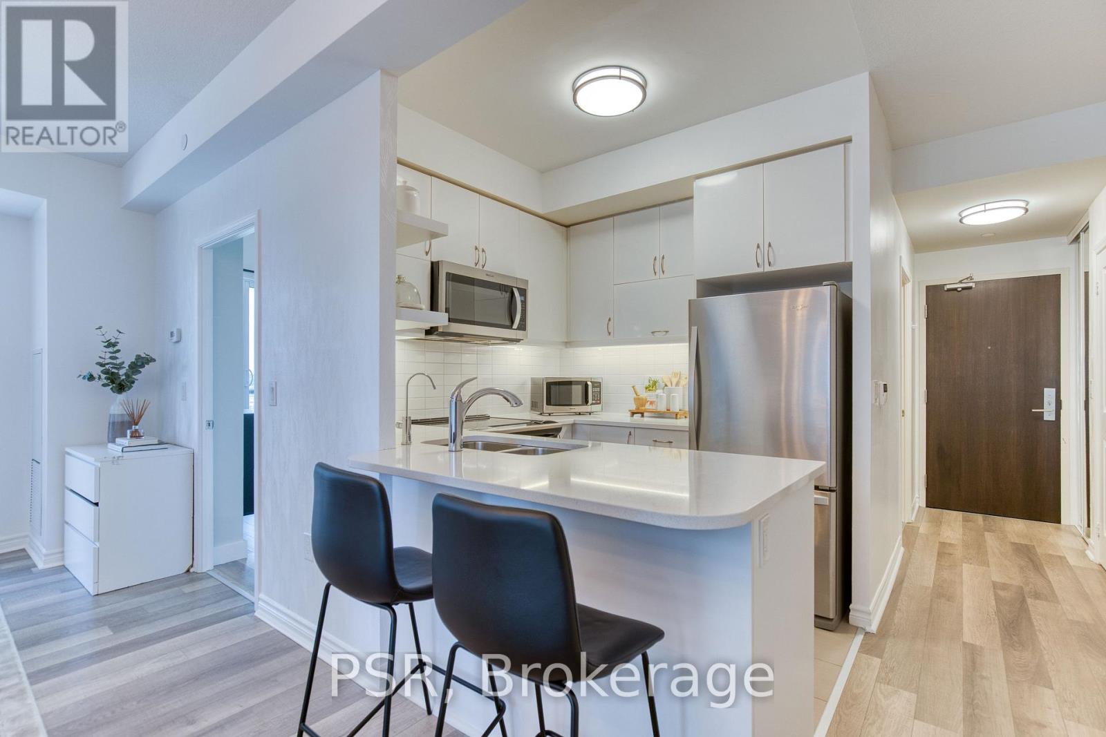 #905 39 ANNIE CRAIG AVENUE - 5
