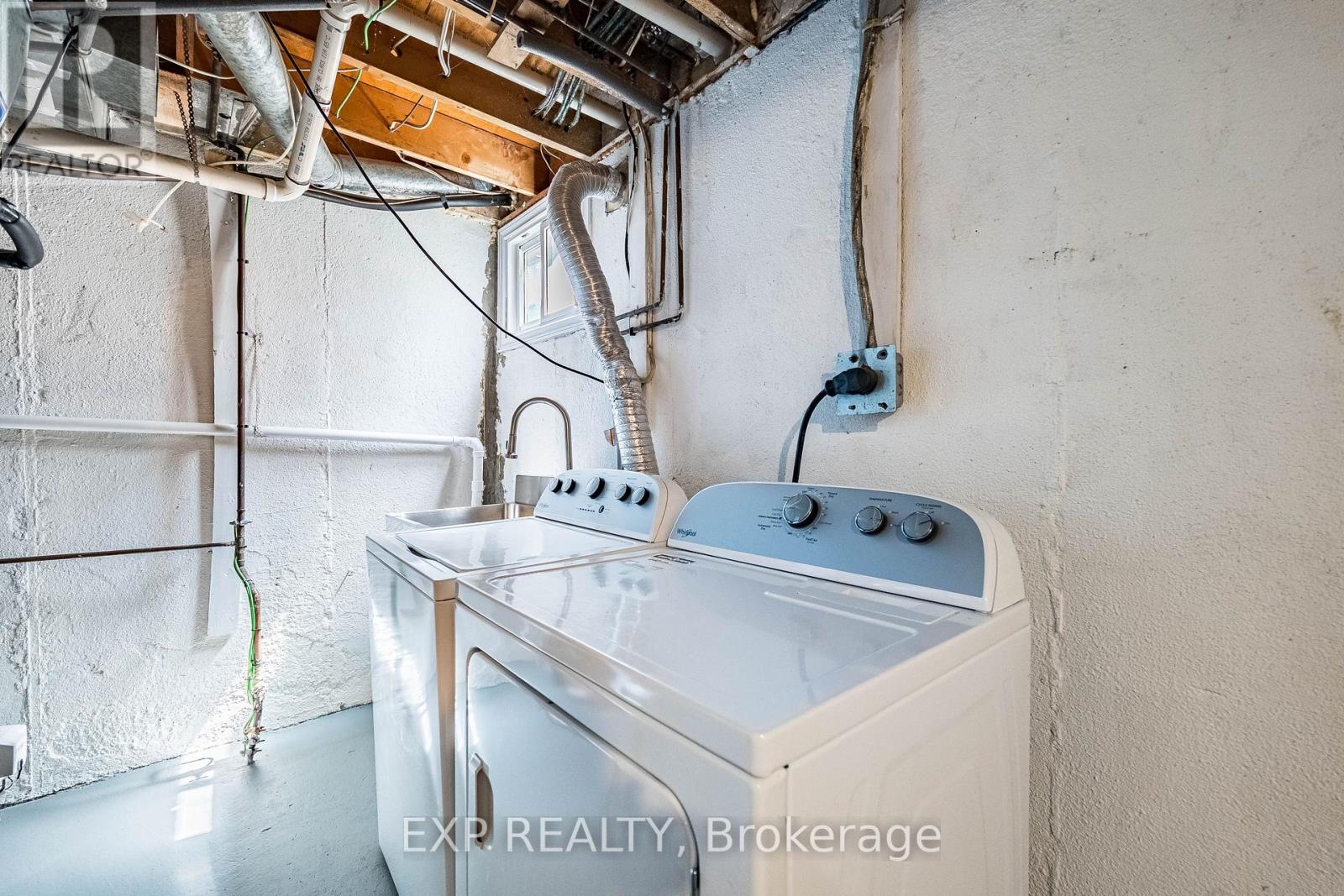 #38 400 MISSISSAUGA VALLEY BOULEVARD - Image 31