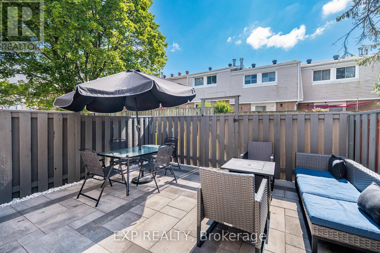 #38 400 MISSISSAUGA VALLEY BOULEVARD - Image 32