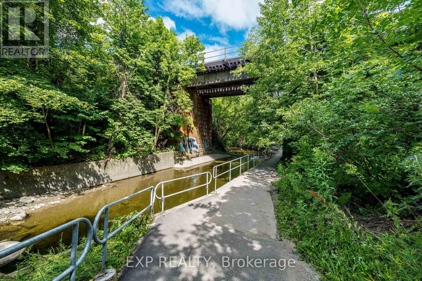 #38 400 MISSISSAUGA VALLEY BOULEVARD - Image 43