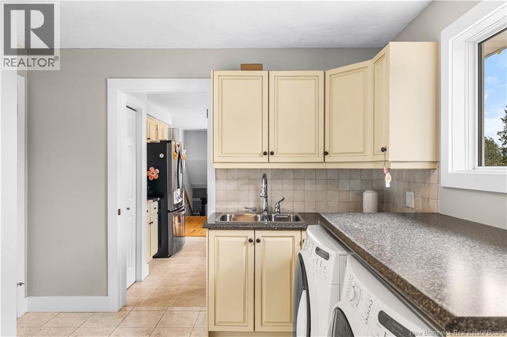 4990 Route 495 - Image 33