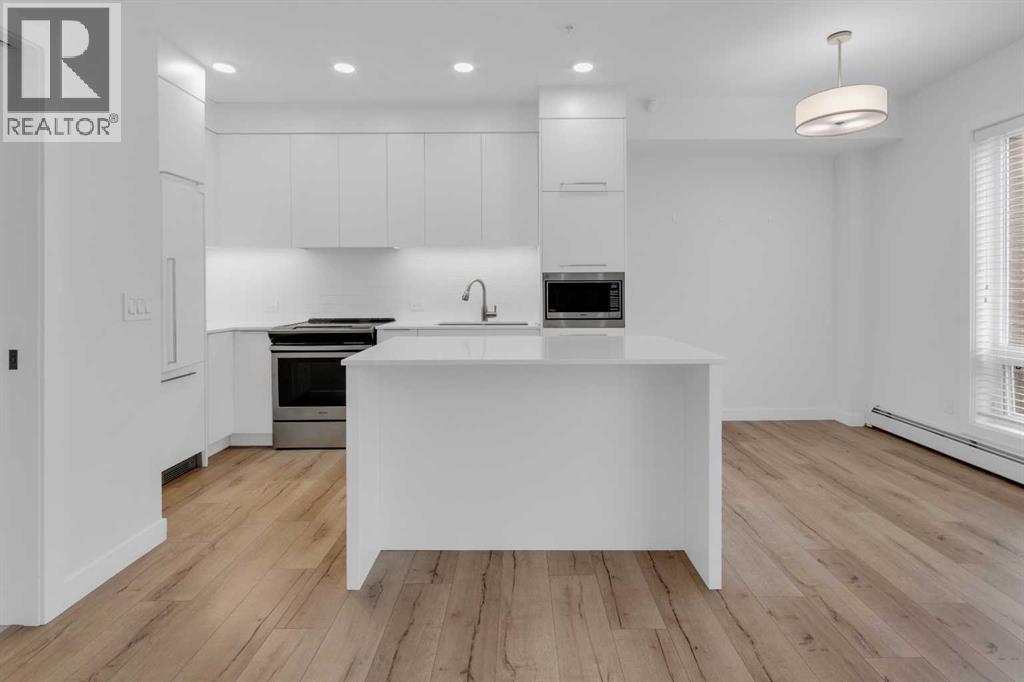 #113 3125 39 Street NW - 11