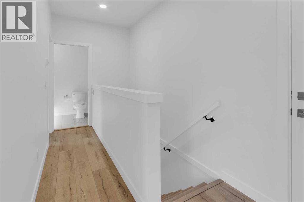 #113 3125 39 Street NW - 17