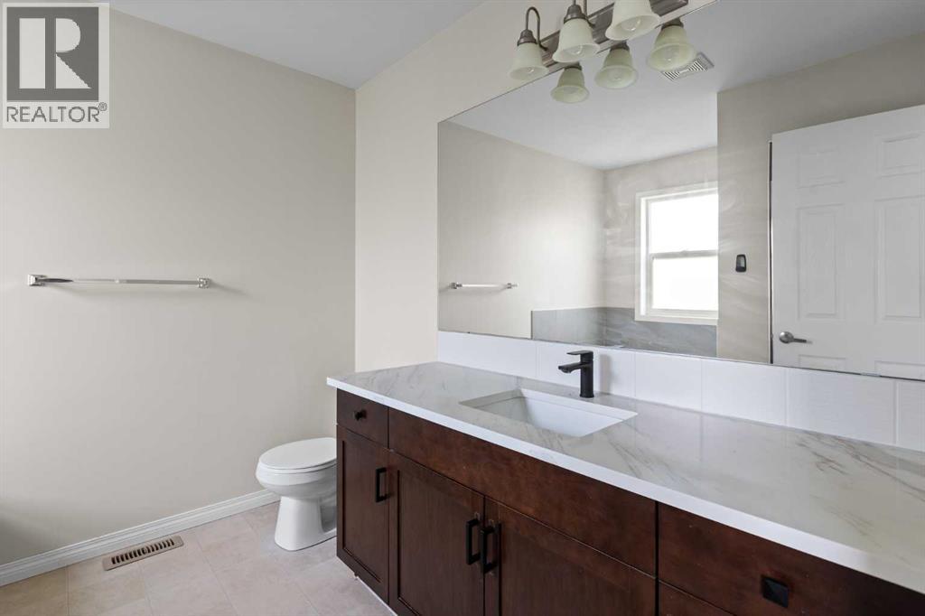 137 Windridge Road SW - 15