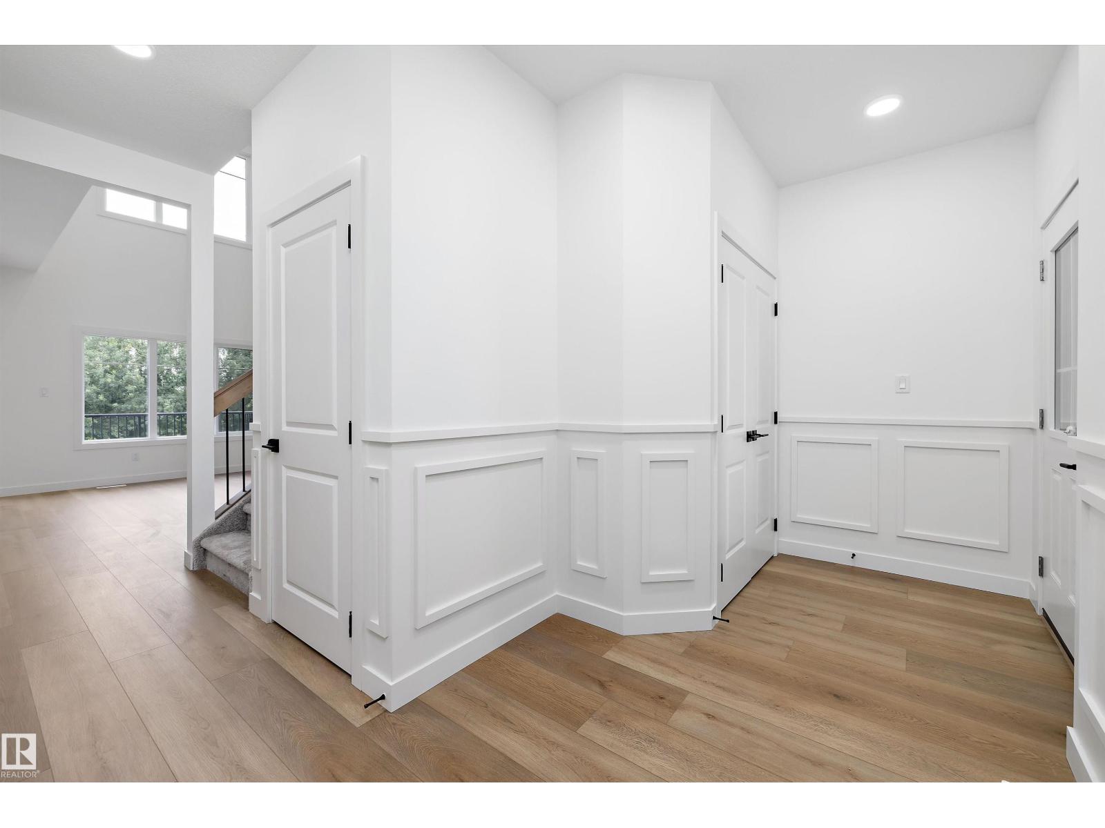 915 Elderberry LD NW - 2