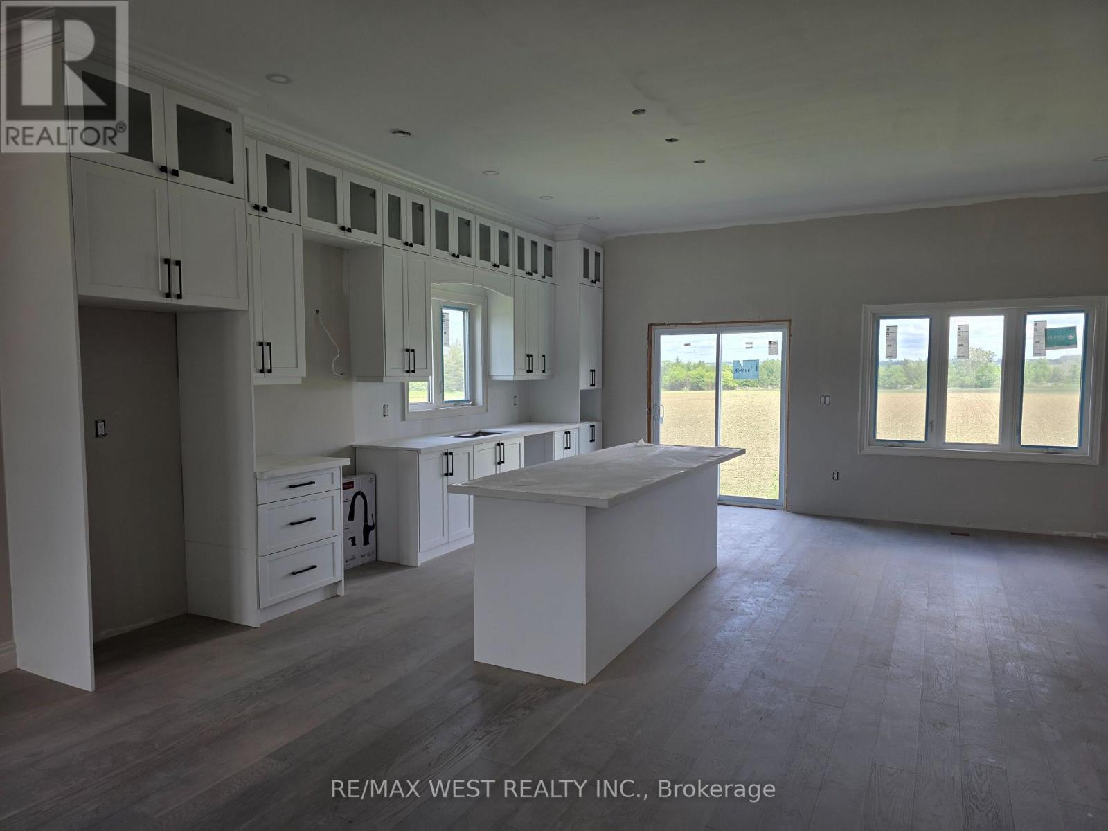 215 FORLER STREET - 3
