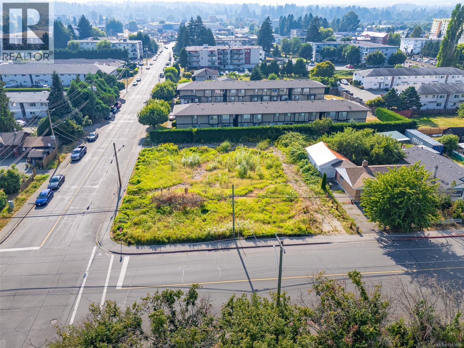5850 Howard Ave, Duncan