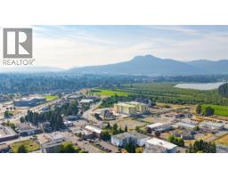 5850 Howard Ave, Duncan, BC V9L2Y8 Photo 7