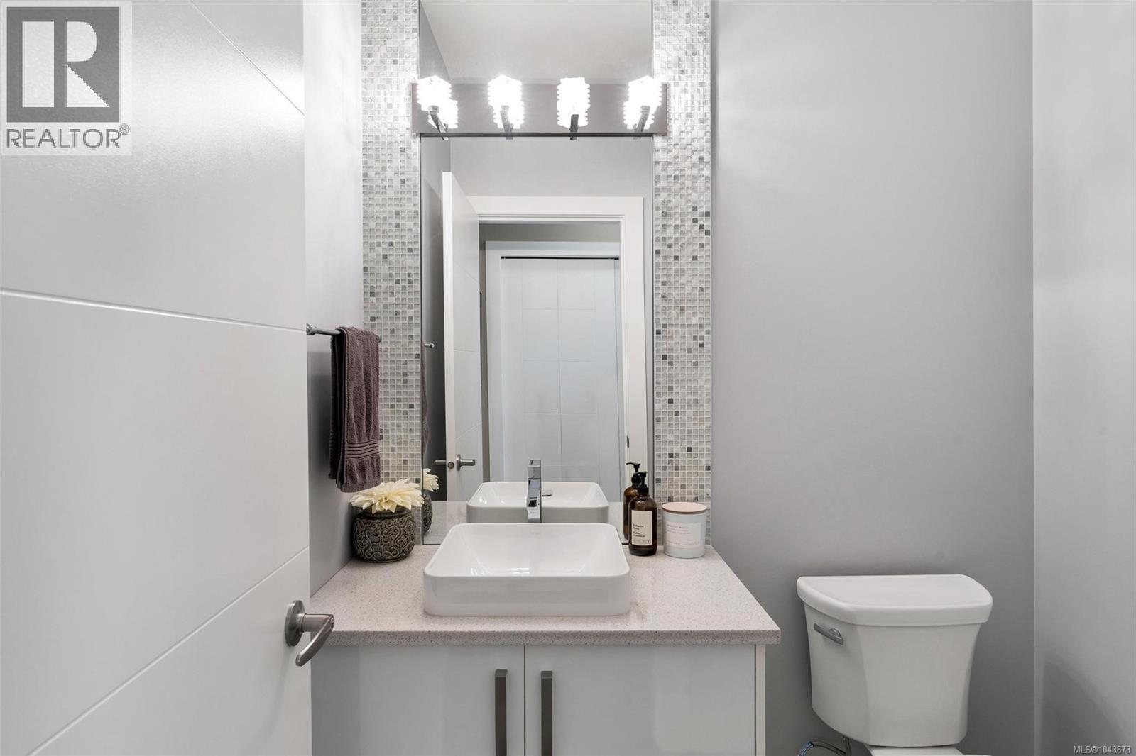 5186 Sapphire Rd - 17