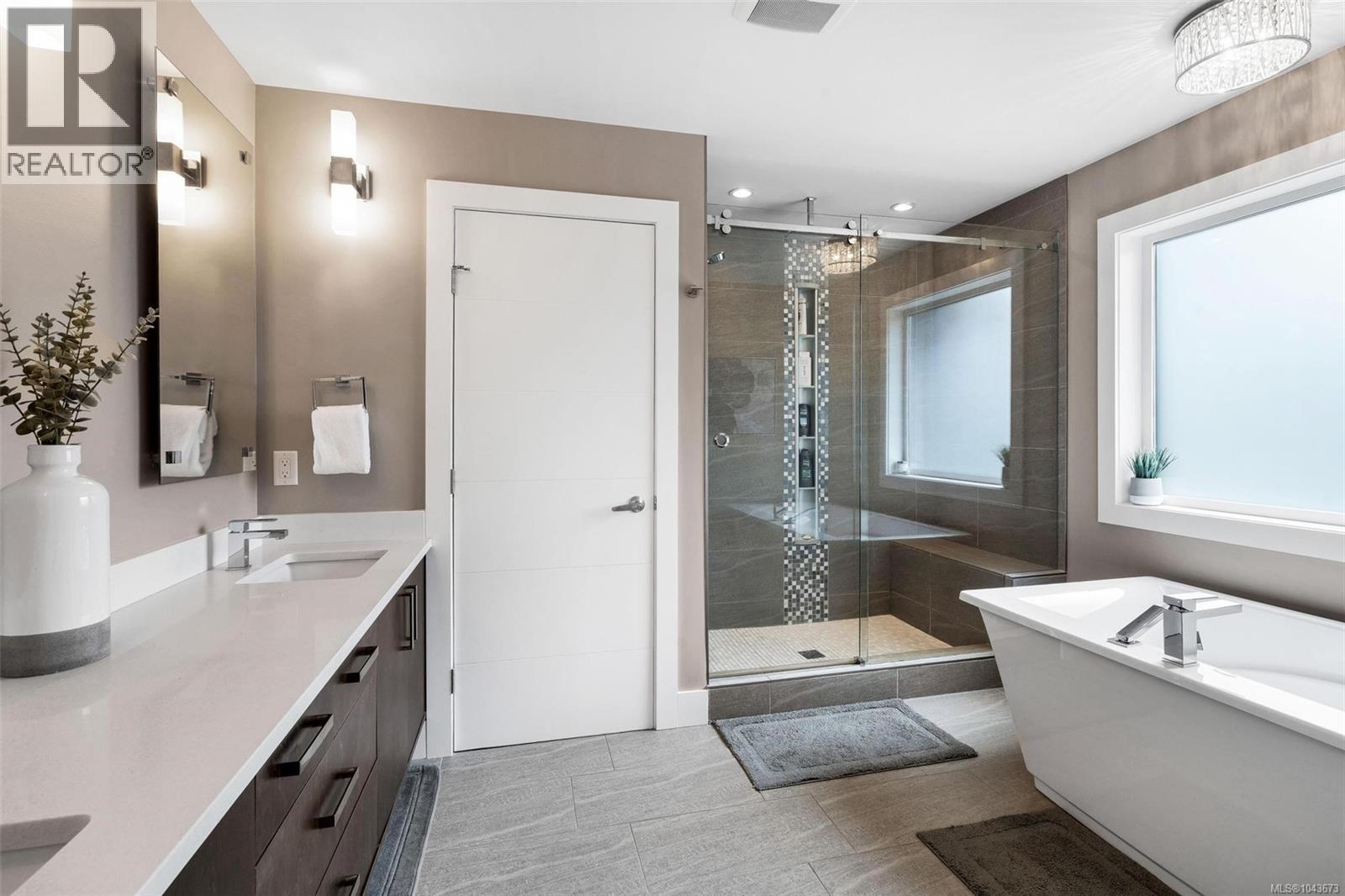 5186 Sapphire Rd - 33