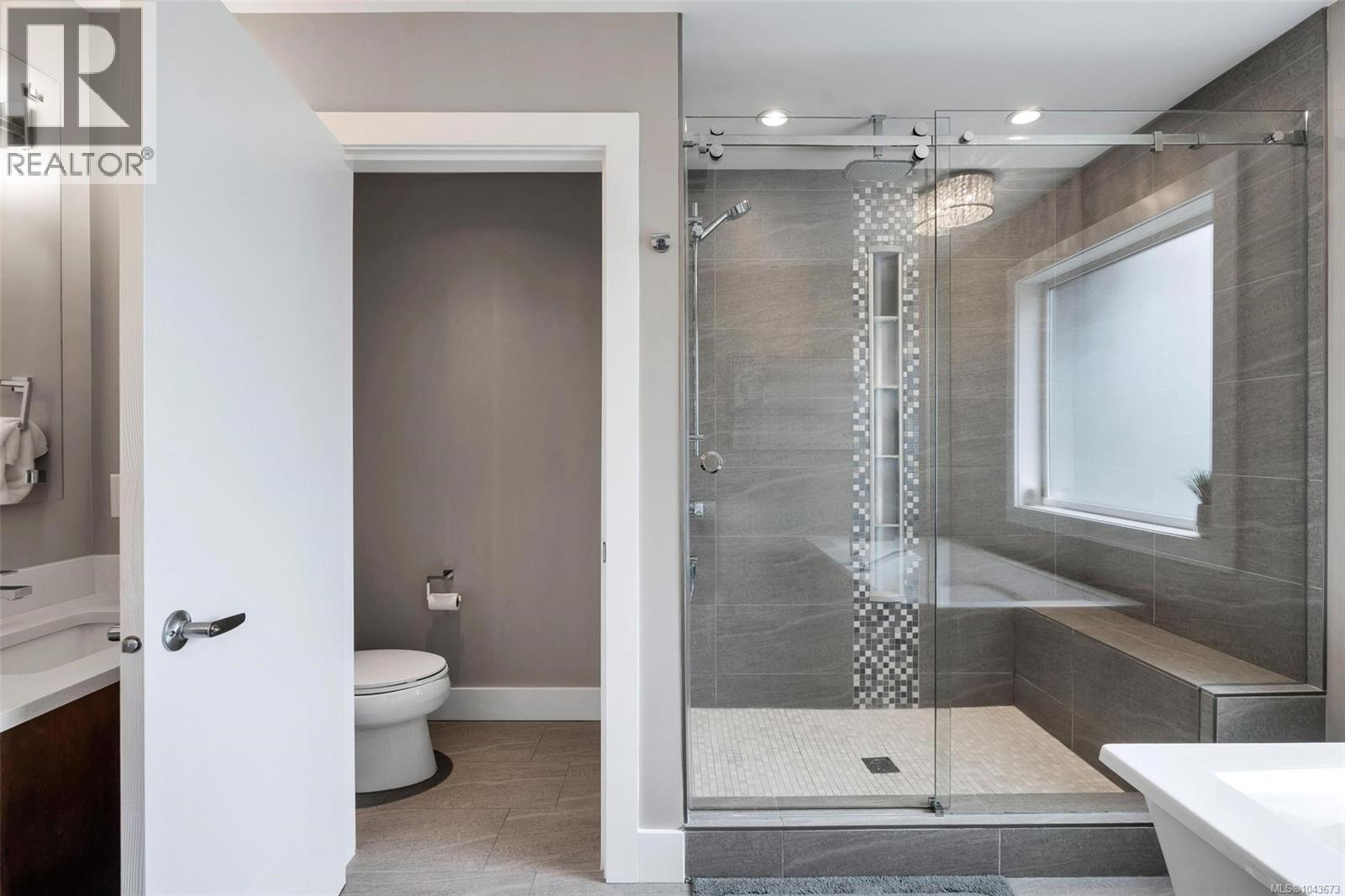 5186 Sapphire Rd - 34