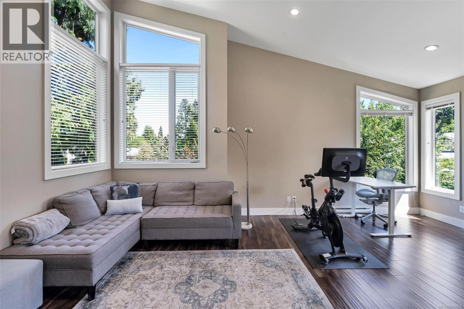 5186 Sapphire Rd - 48