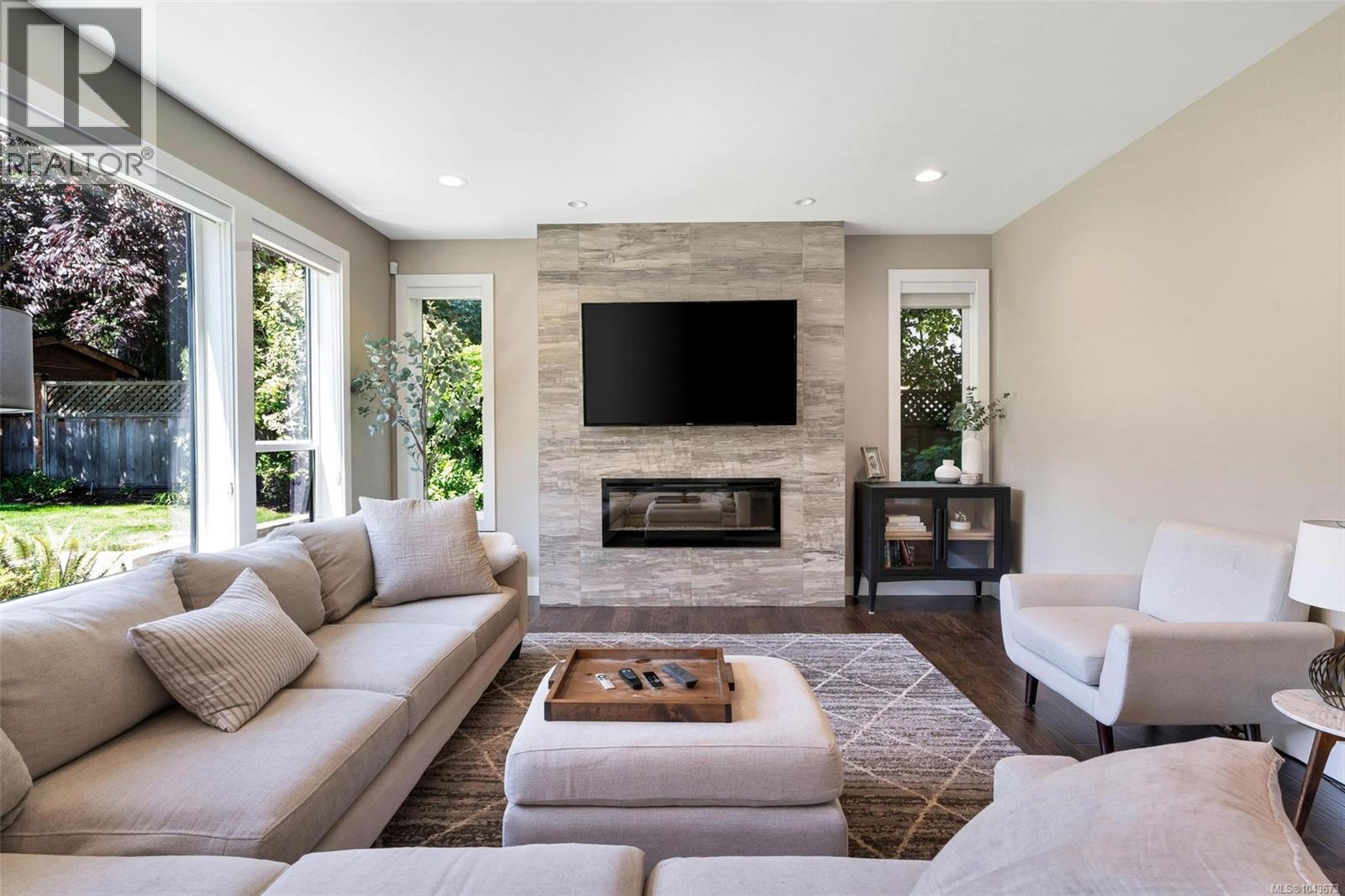 5186 Sapphire Rd - 5