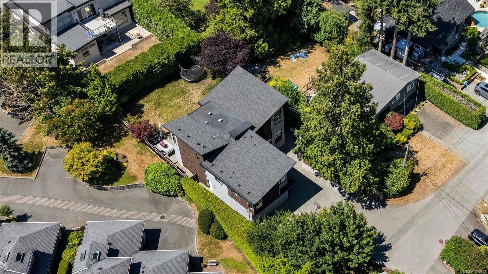 5186 Sapphire Rd - 68