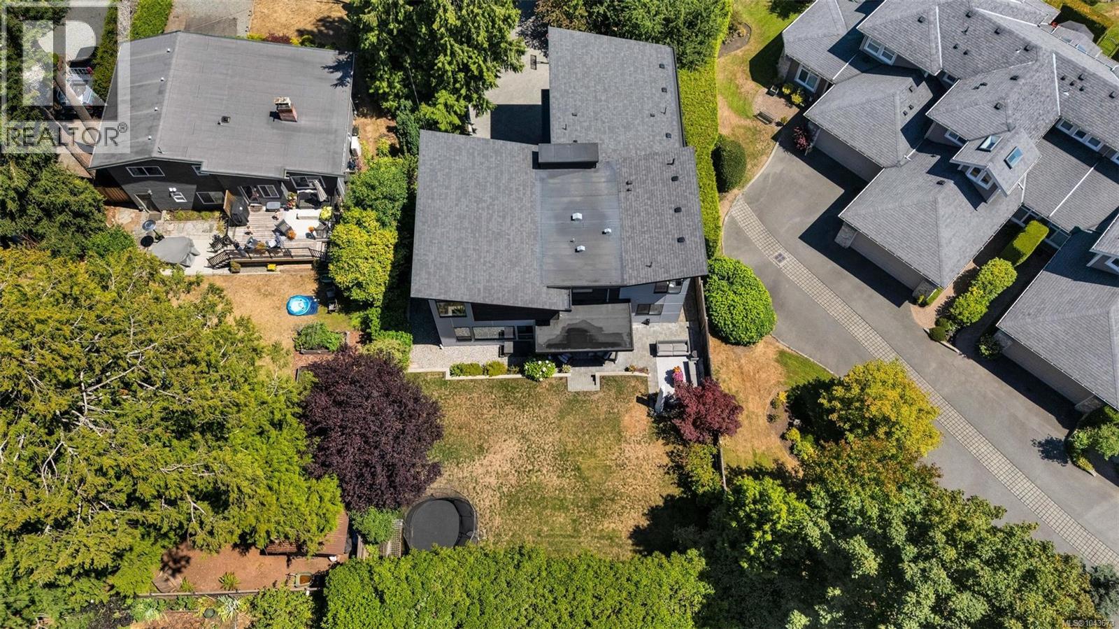 5186 Sapphire Rd - 69