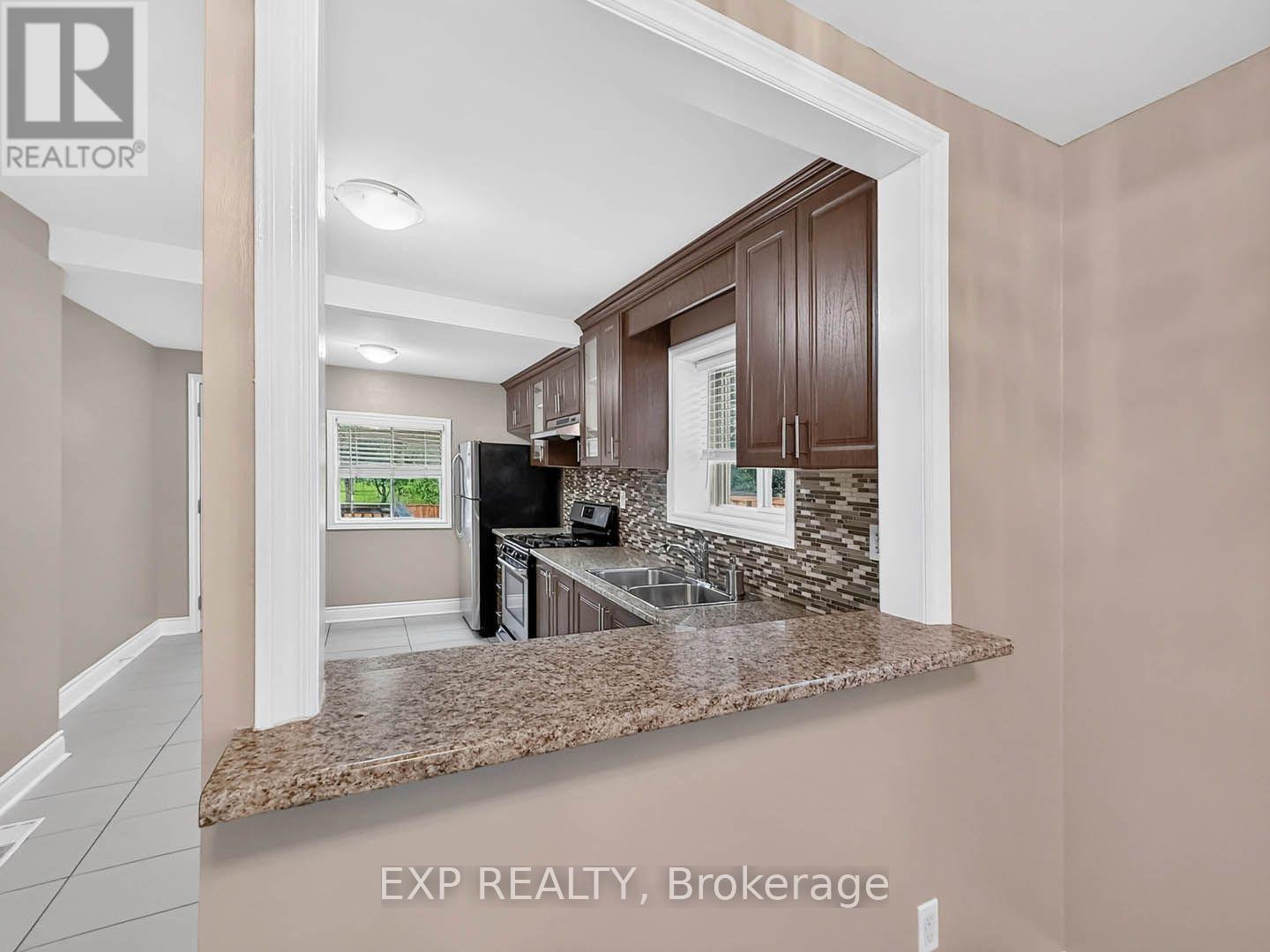57 WEIR STREET S - 13