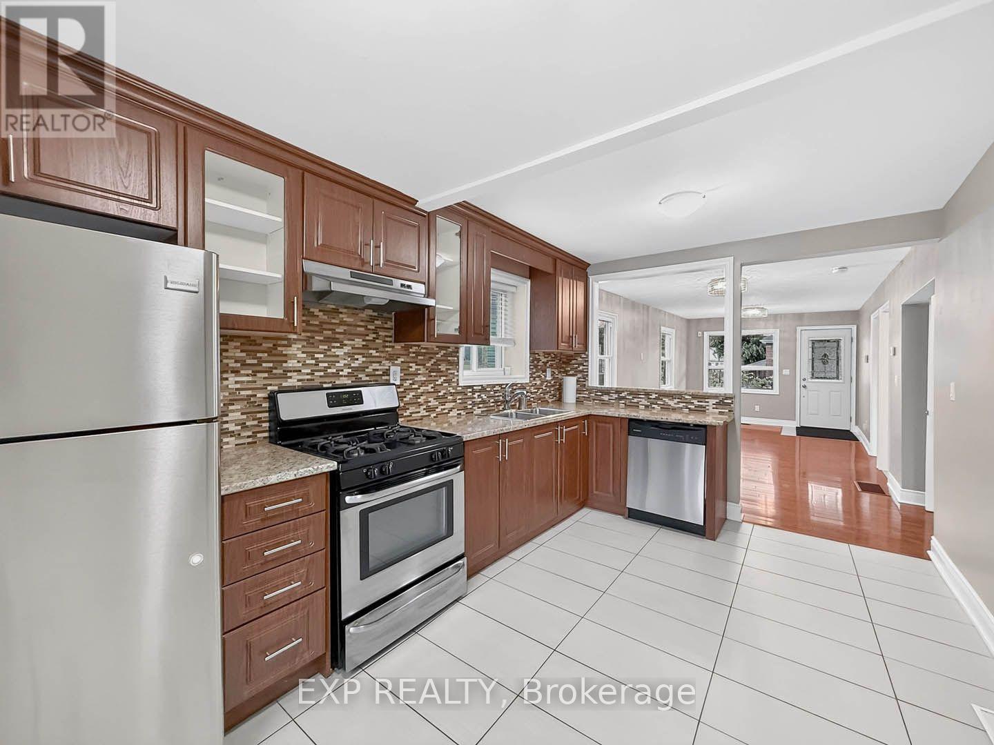 57 WEIR STREET S - 15