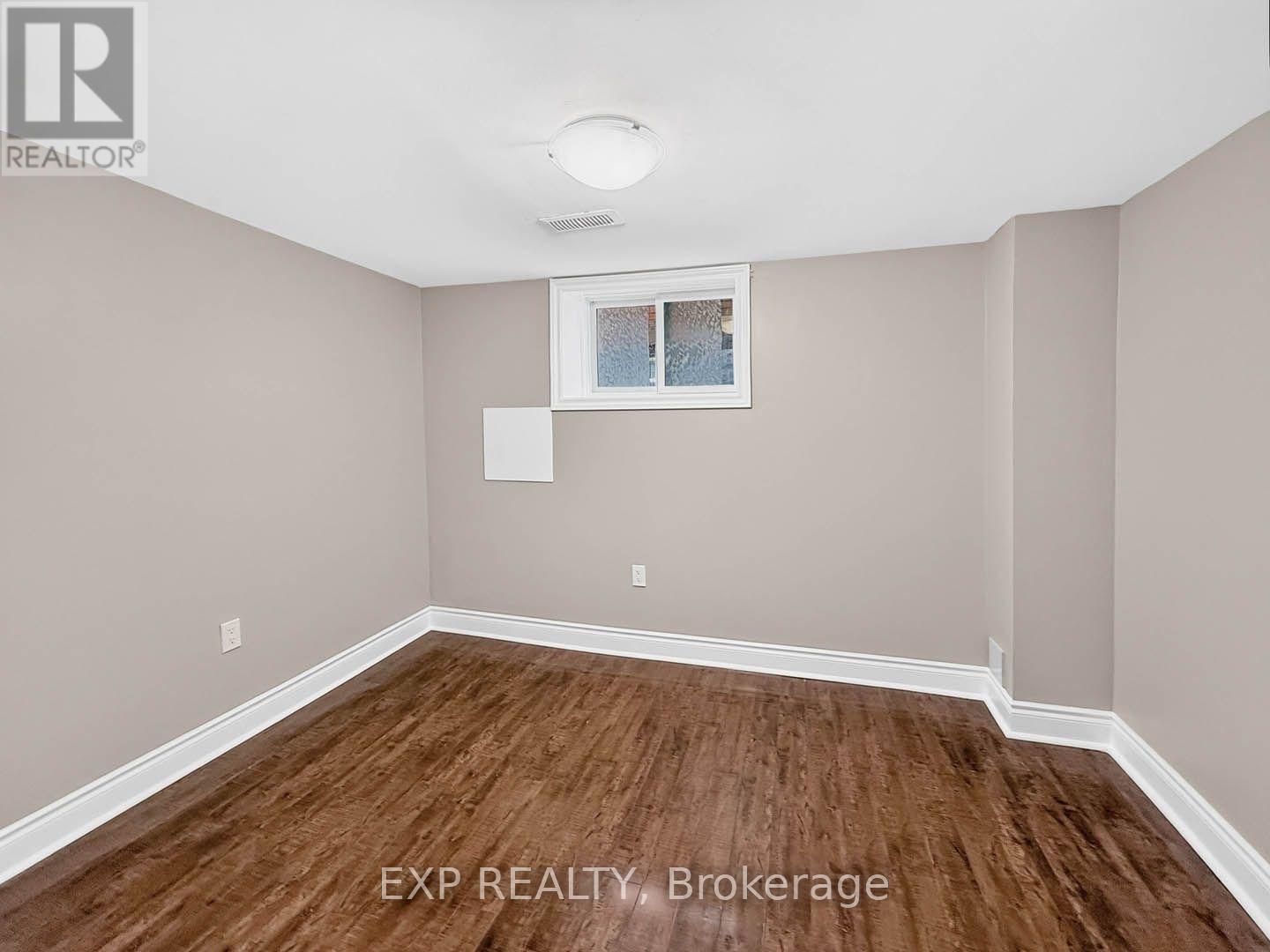 57 WEIR STREET S - 33