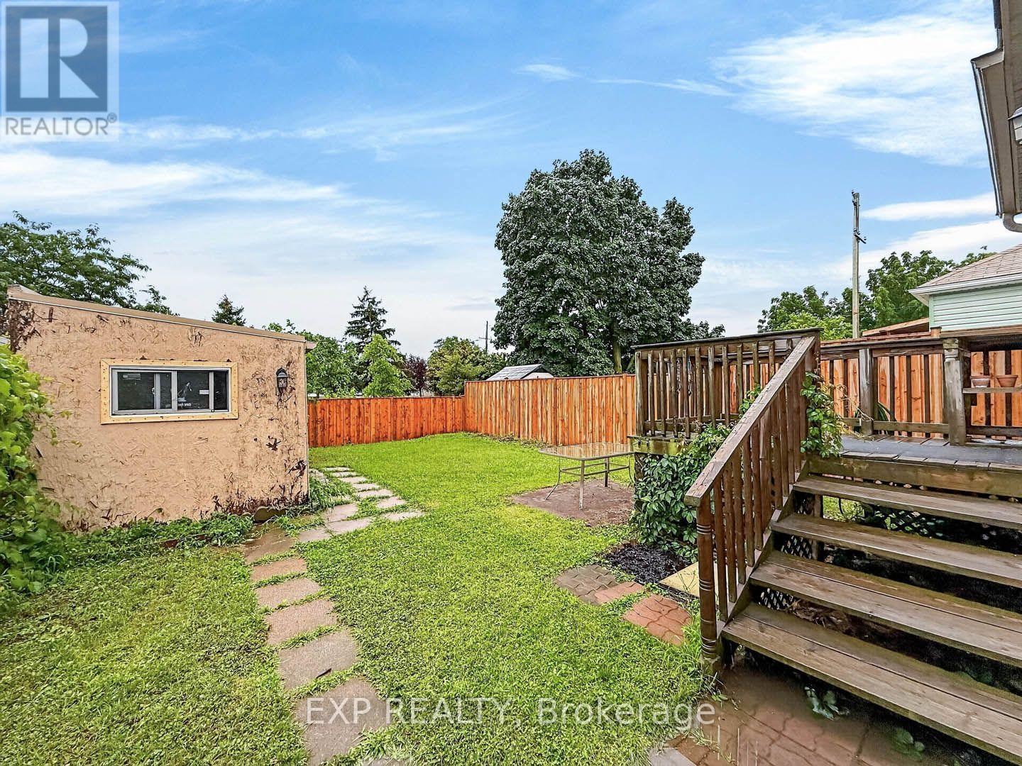 57 WEIR STREET S - 37