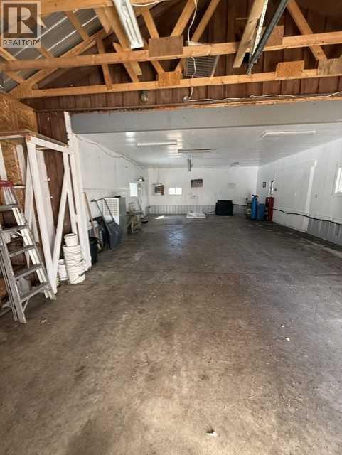 852005 Range Road 240 - 9