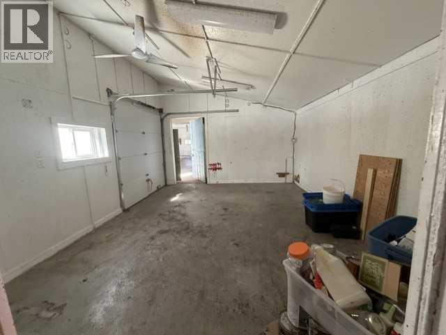 852005 Range Road 240 - 11