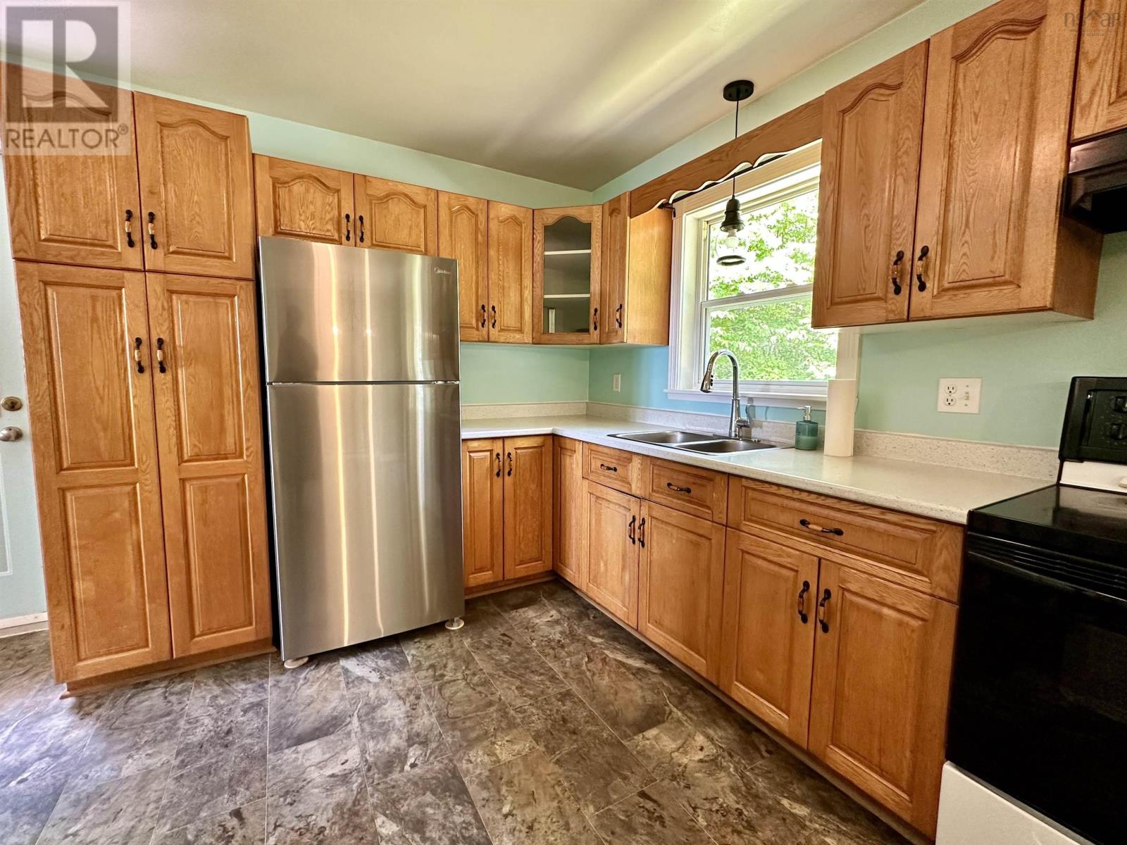 4819 Scotsburn Road - 11
