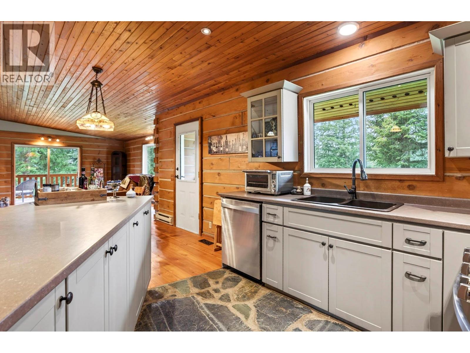 2496 PYE Road - 9