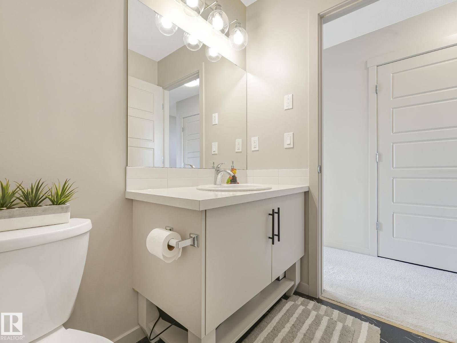 #14 50 EDINBURGH CRT - 21