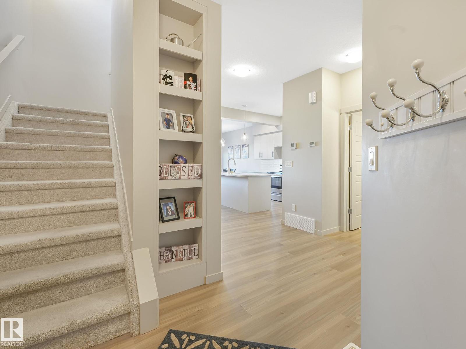#14 50 EDINBURGH CRT - 2