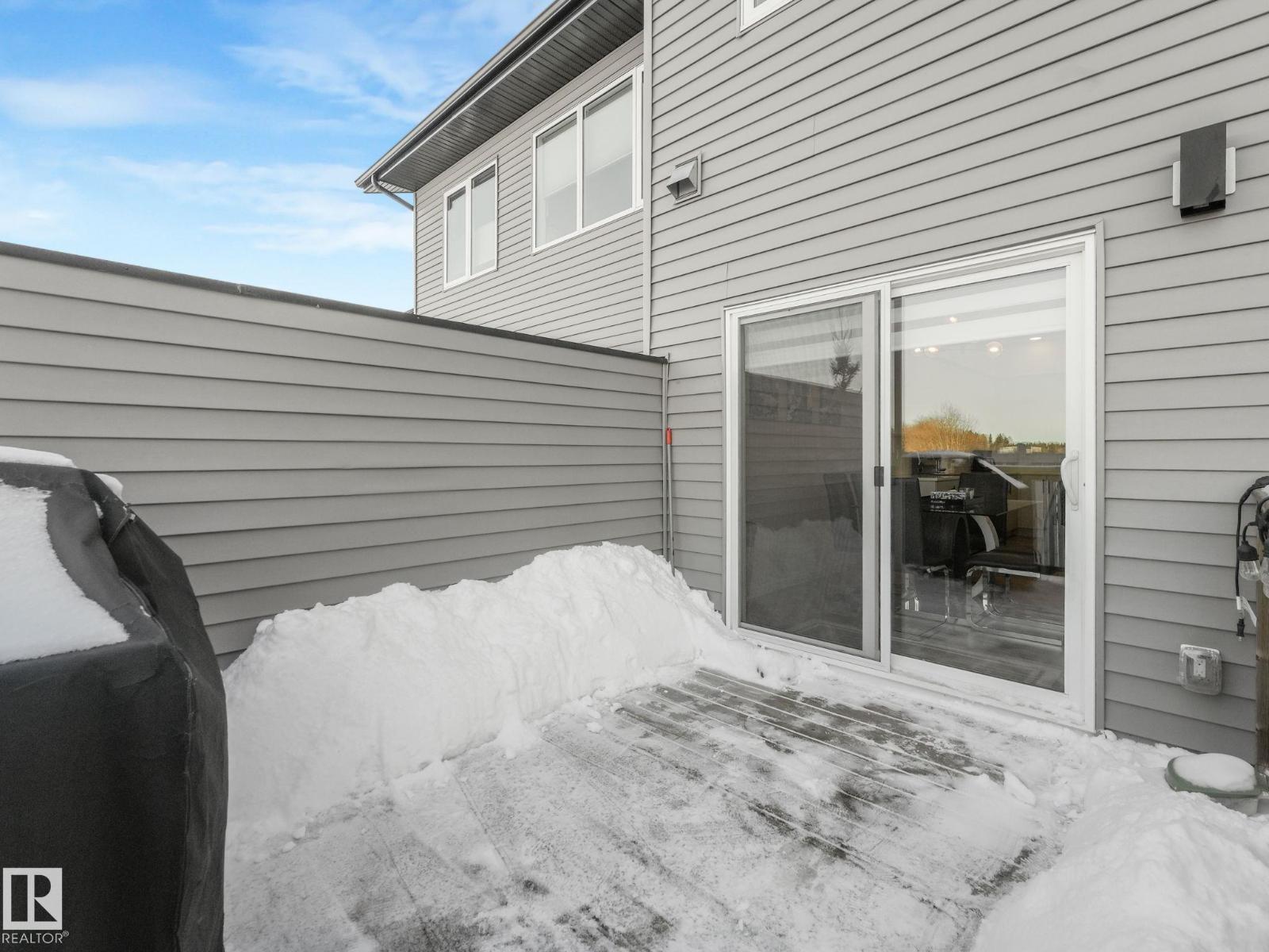 #14 50 EDINBURGH CRT - 33