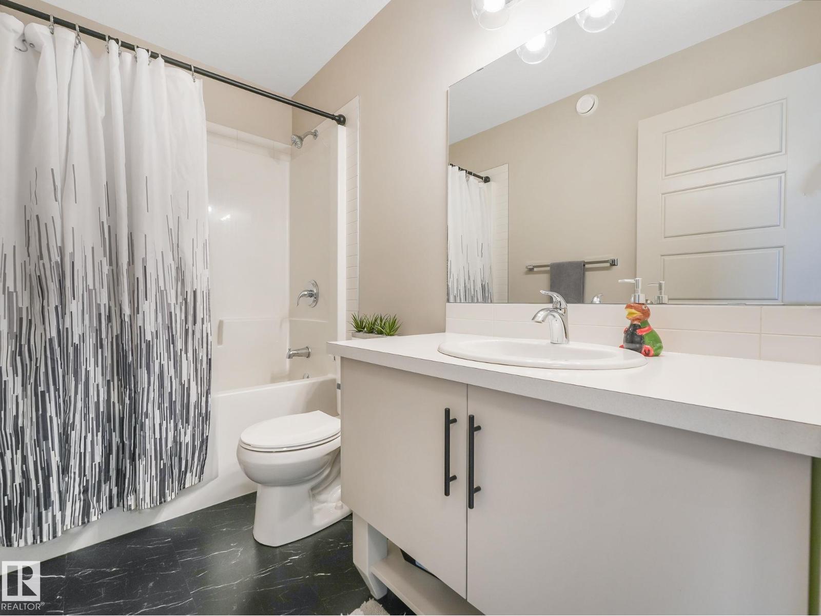 #14 50 EDINBURGH CRT - 20