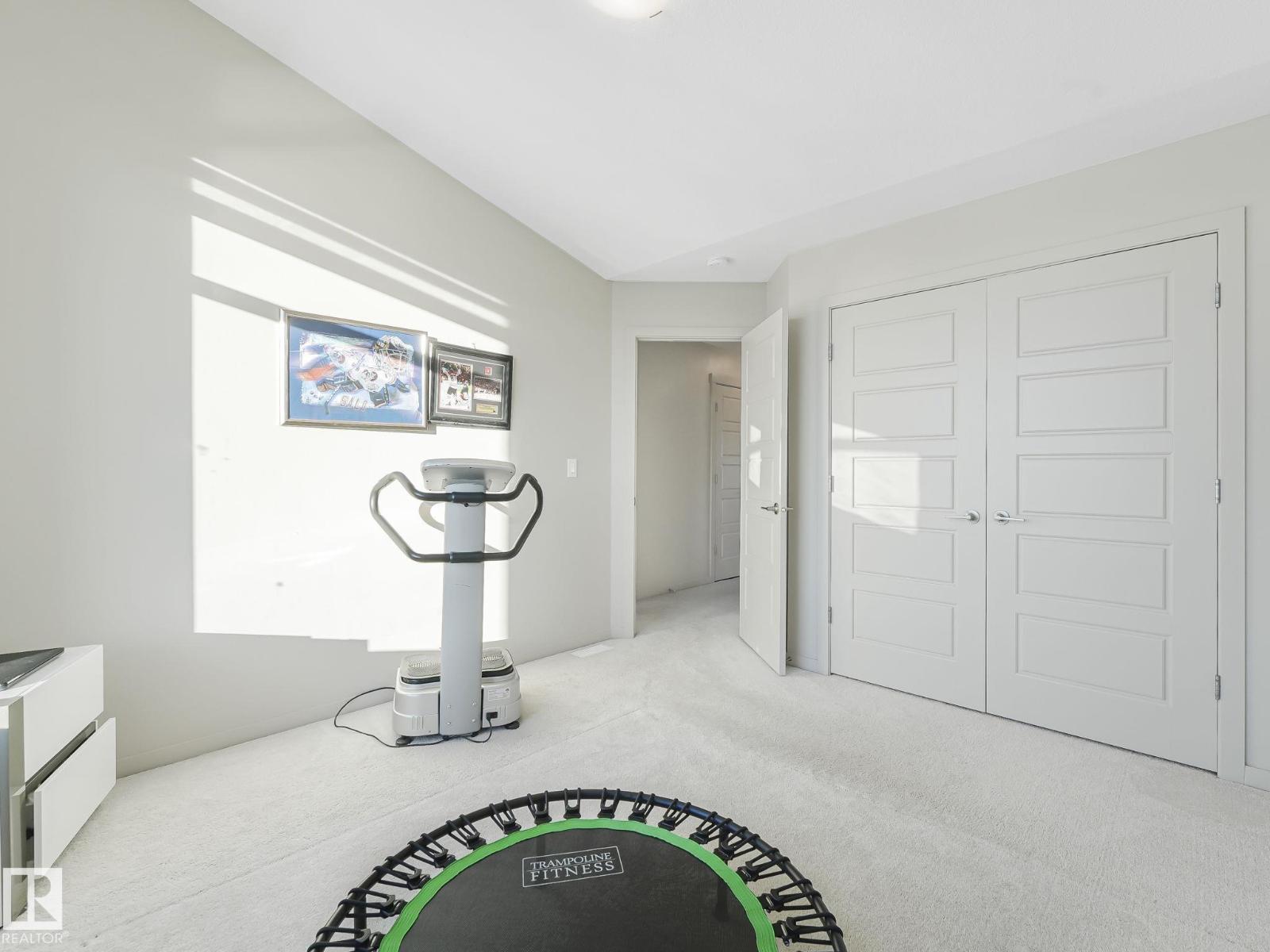 #14 50 EDINBURGH CRT - 24