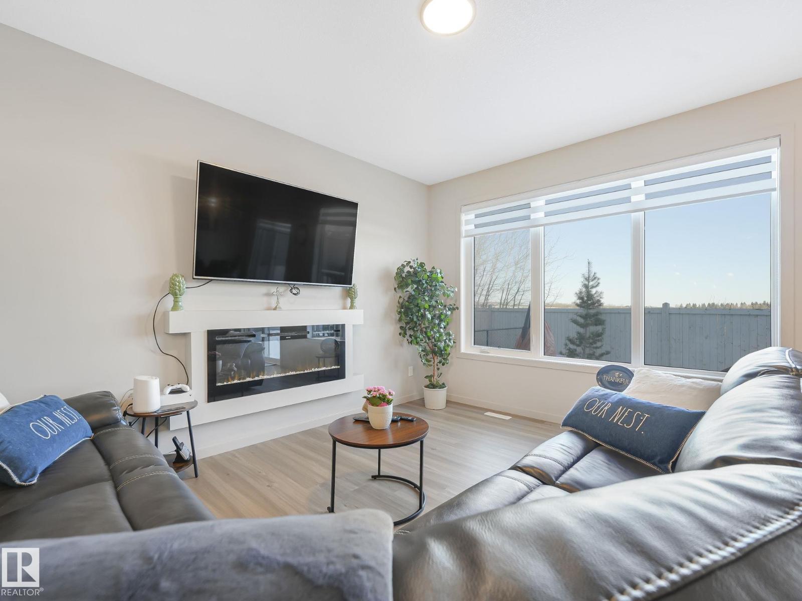 #14 50 EDINBURGH CRT - 11